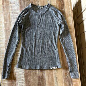 ECHT Ribbed Gray Long Sleeved Fitted Top - Medium